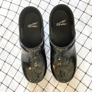 New Dansko Embossed Leather Clogs